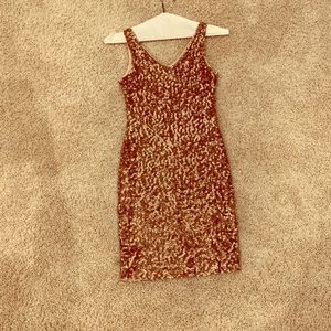 Cocktail women’s dress. Gold-sparkles! Mini. M